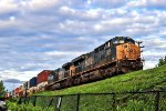 CSX 3014 on I-157